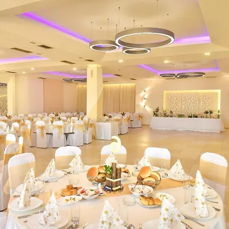 Dijana 酒店 皮罗特