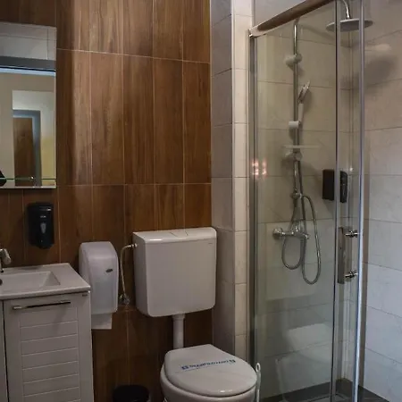 酒店 Dijana 皮罗特