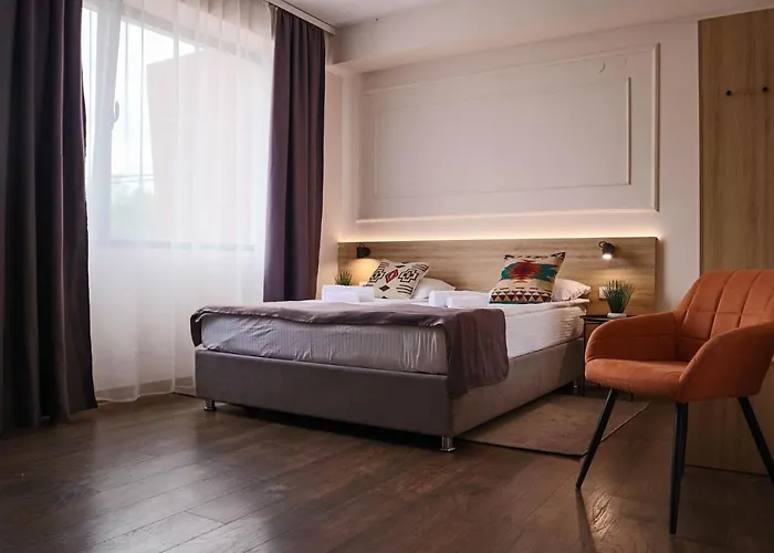 Dijana 酒店 皮罗特